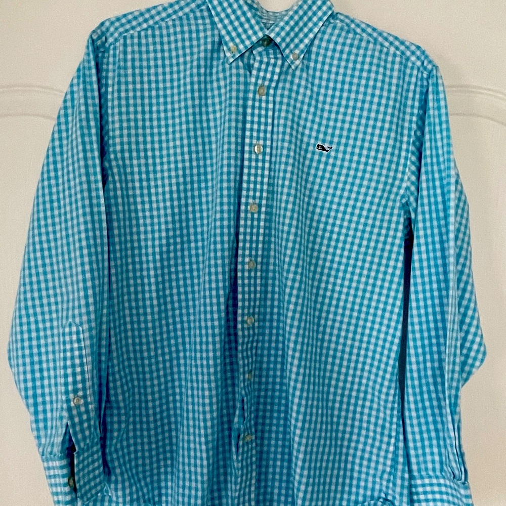 Vineyard Vines Men’s Whale Shirt.